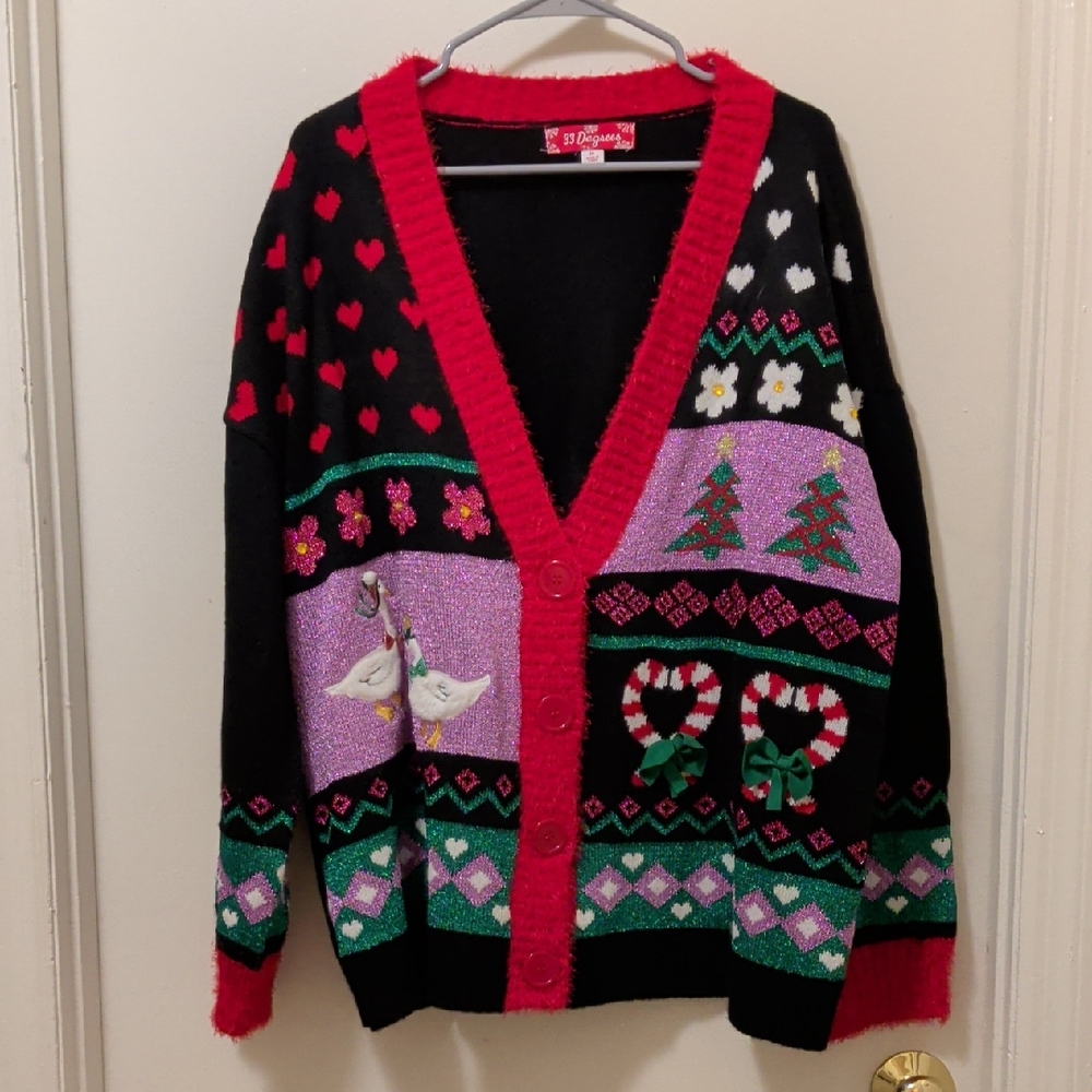 32 Degrees Black and Red Festive Cardigan